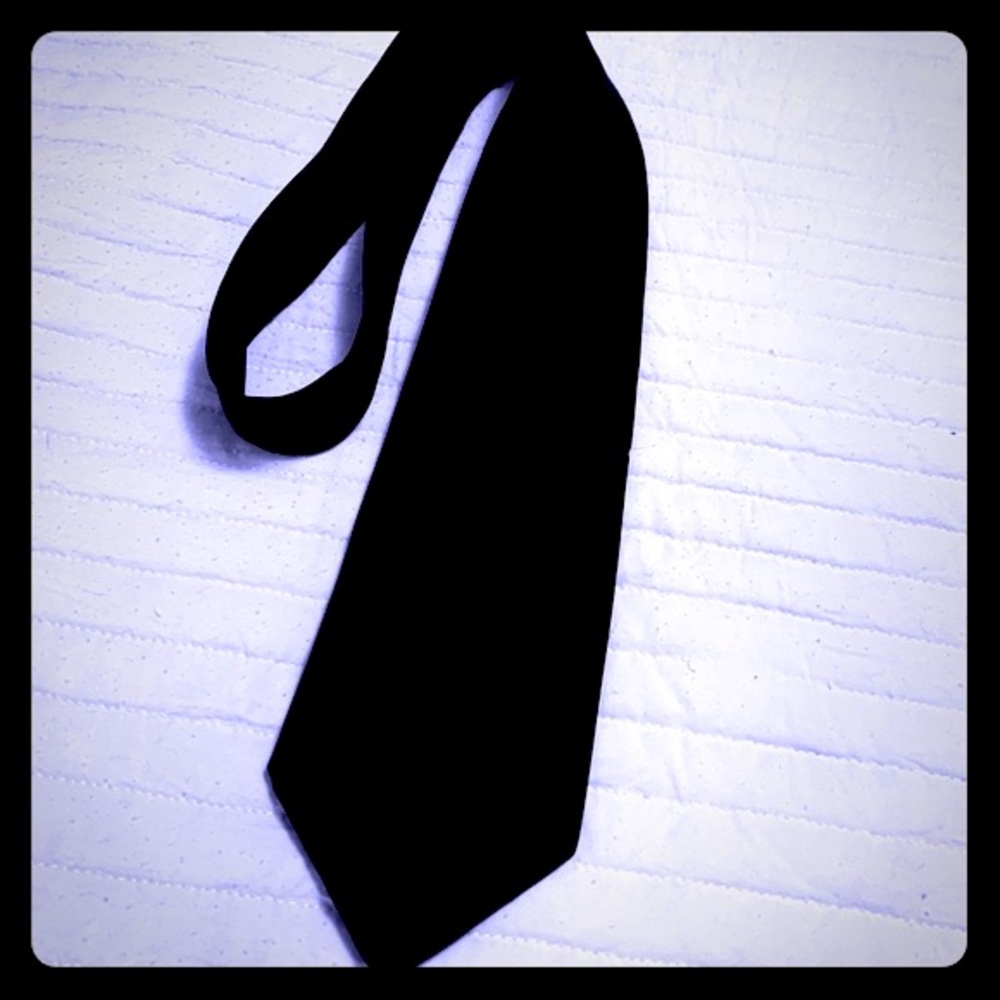 ▪️NWOT Renzo Black Tie▪️